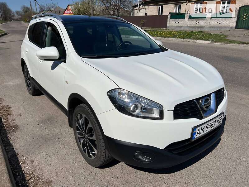 Nissan Qashqai+2 (2011)