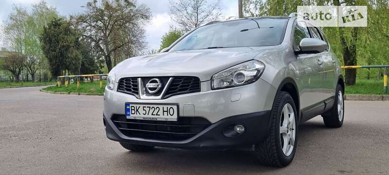 Nissan Qashqai+2 (2012)