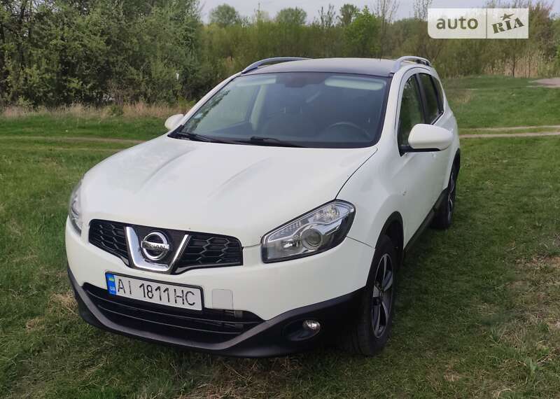 Nissan Qashqai+2 (2011)