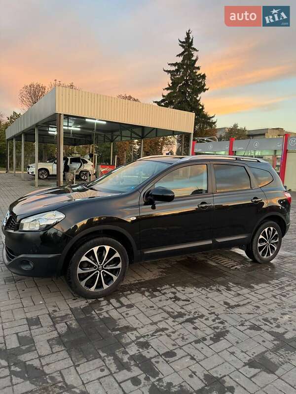 Nissan Qashqai+2 (2011)