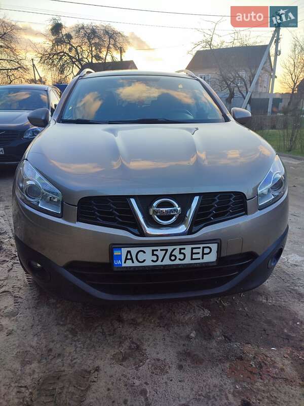 Nissan Qashqai+2 (2010)