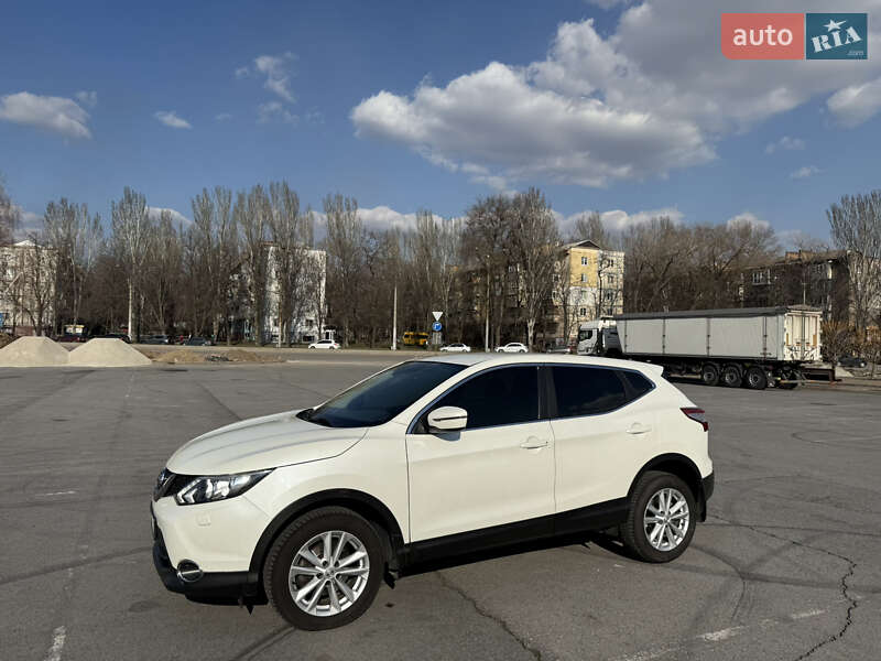 Nissan Qashqai (2015)