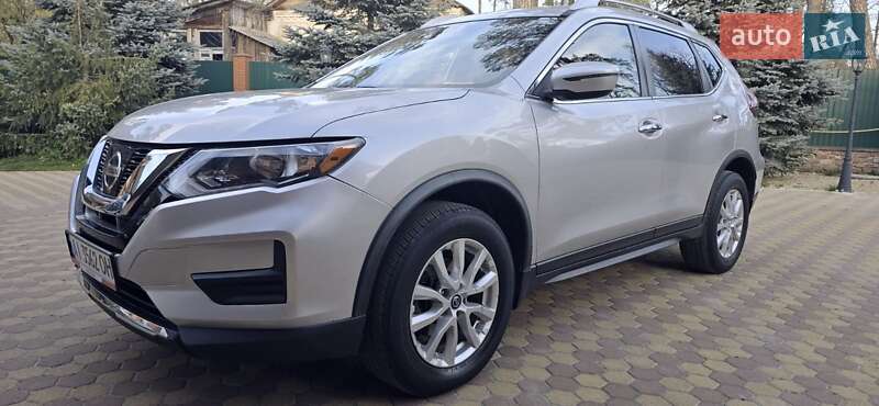 Nissan Rogue (2018)