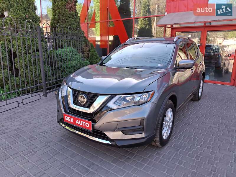 Nissan Rogue (2018)