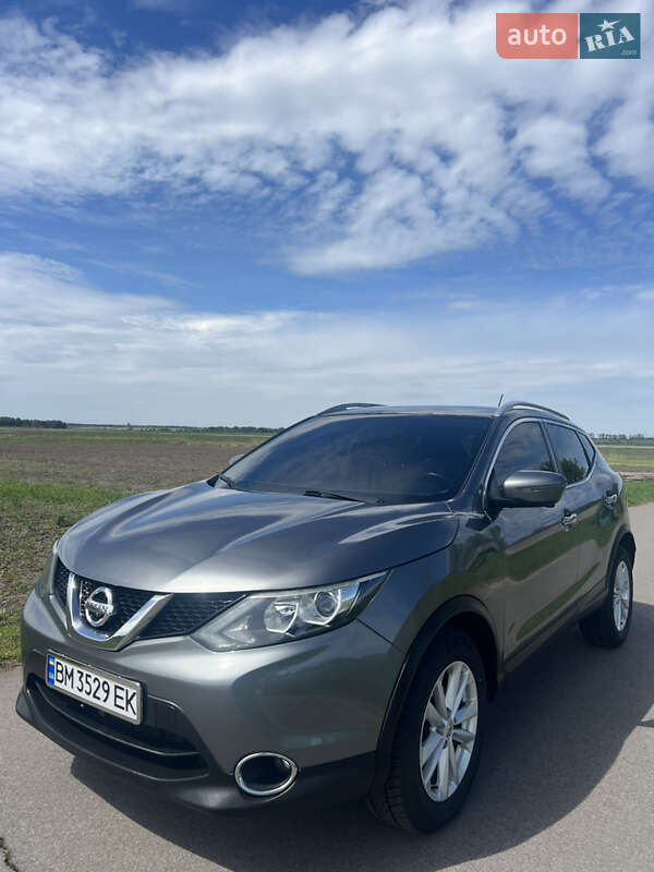 Nissan Rogue (2017)