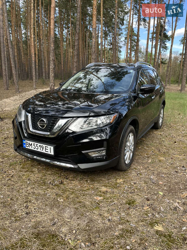 Nissan Rogue (2020)