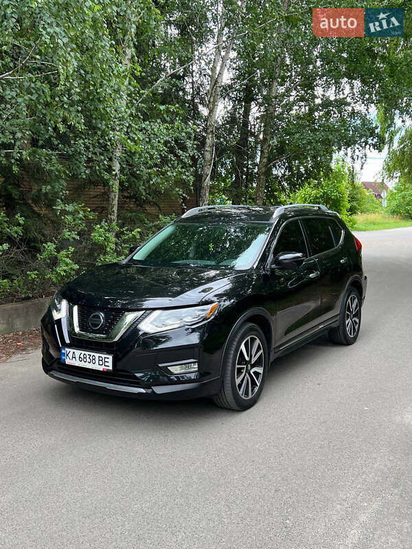 Nissan Rogue (2018)