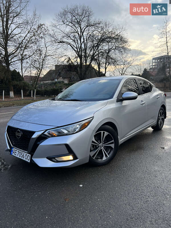 Nissan Sentra (2021)