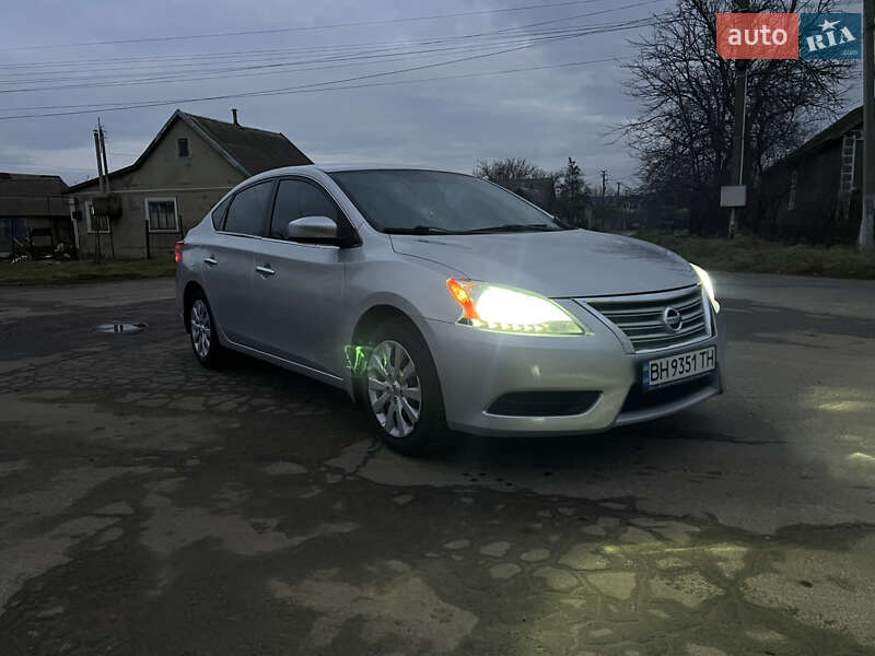 Nissan Sentra (2012)
