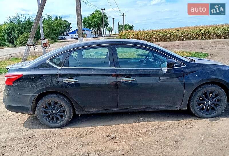 Nissan Sentra (2018)