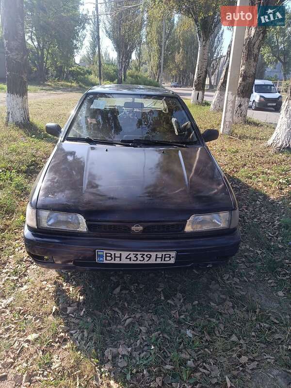 Nissan Sunny (1991)