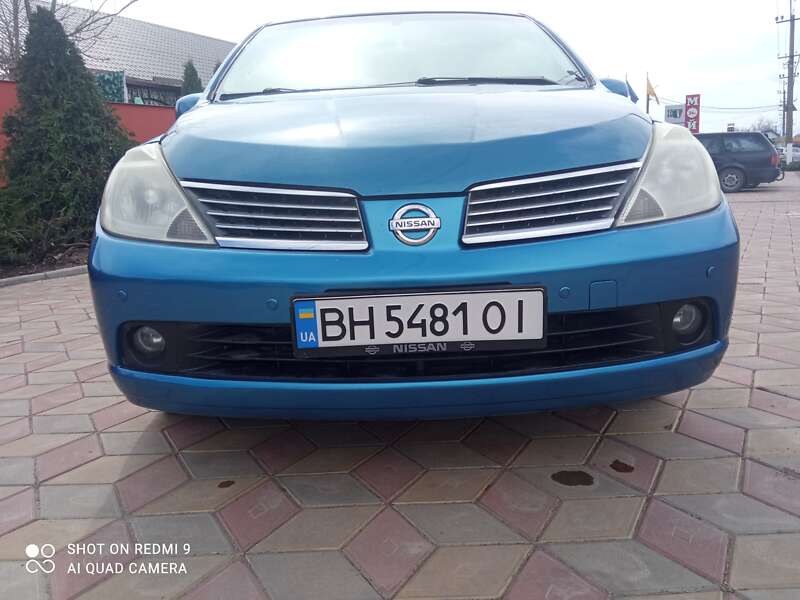 Nissan Tiida (2008)