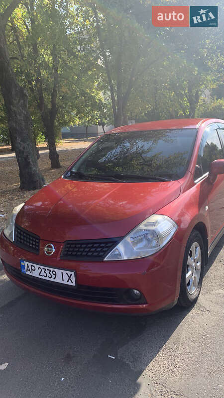 Nissan Tiida (2008)