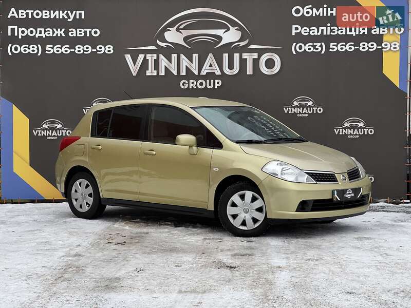 Nissan Tiida (2008)