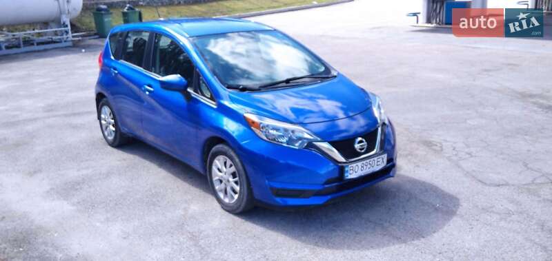 Nissan Versa note (2017)