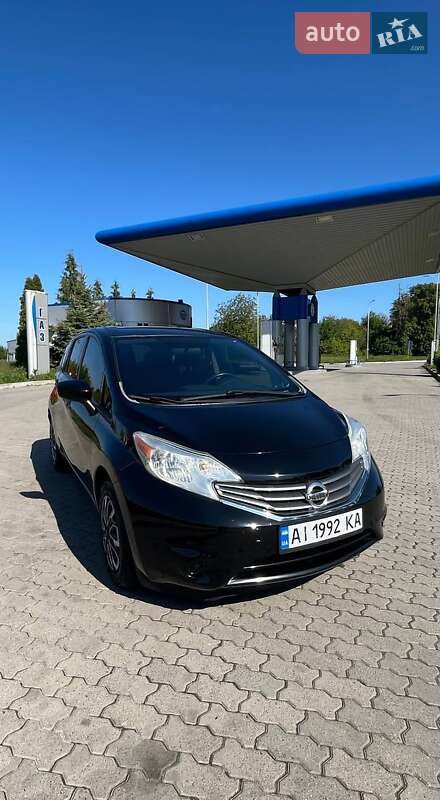 Nissan Versa note (2015)