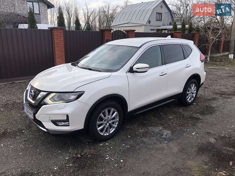 Nissan X-trail (2019)