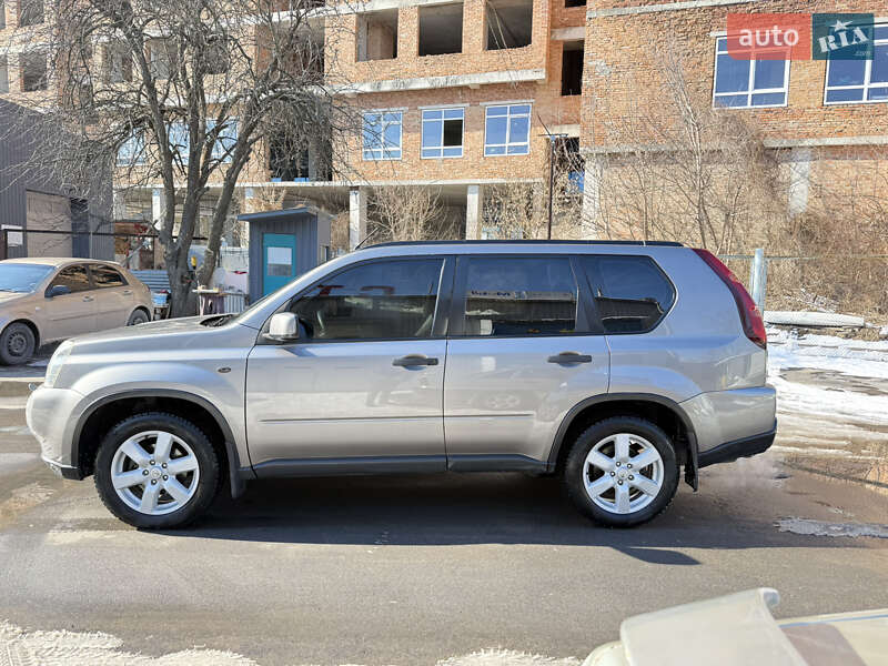 Nissan X-trail (2008)