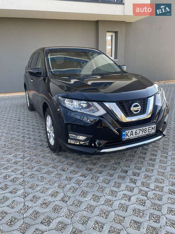 Nissan X-trail (2021)