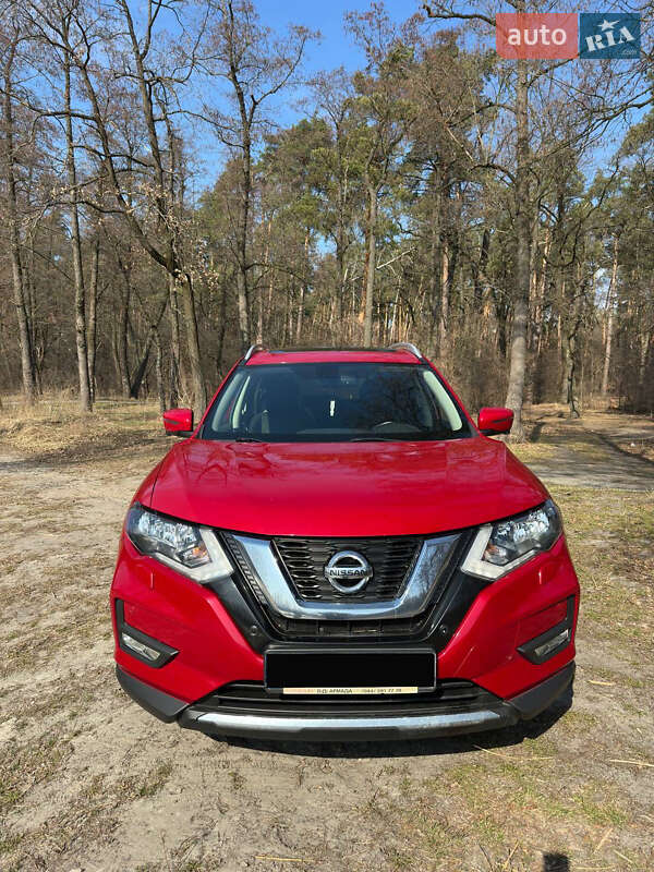 Nissan X-trail (2017)