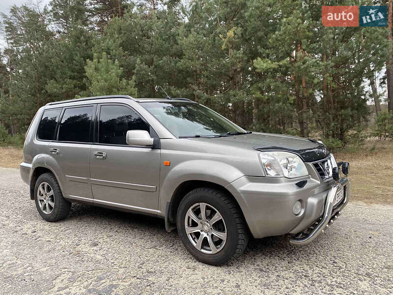 Nissan X-trail (2002)