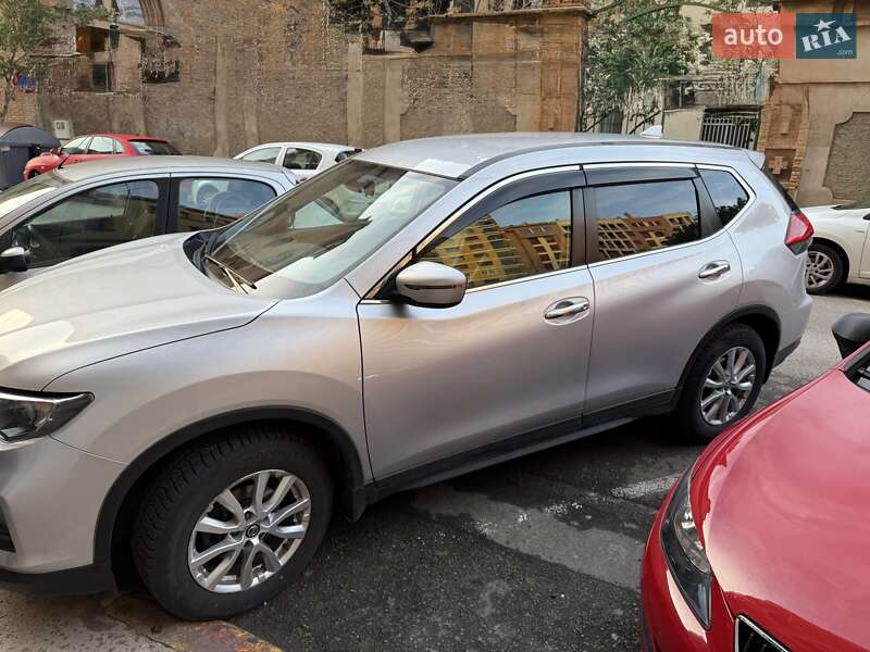 Nissan X-trail (2018)