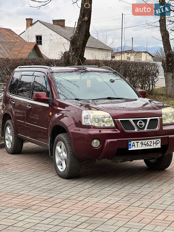 Nissan X-trail (2003)