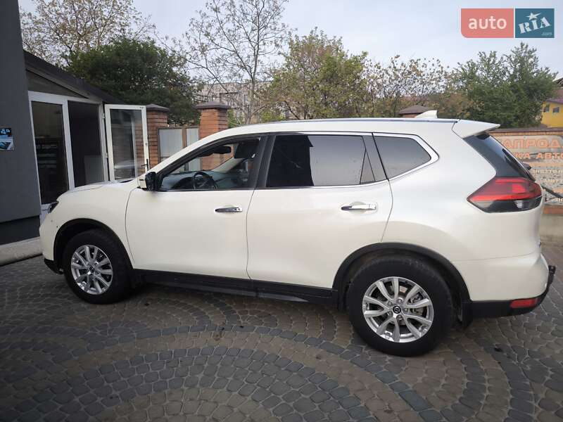 Nissan X-trail (2021)