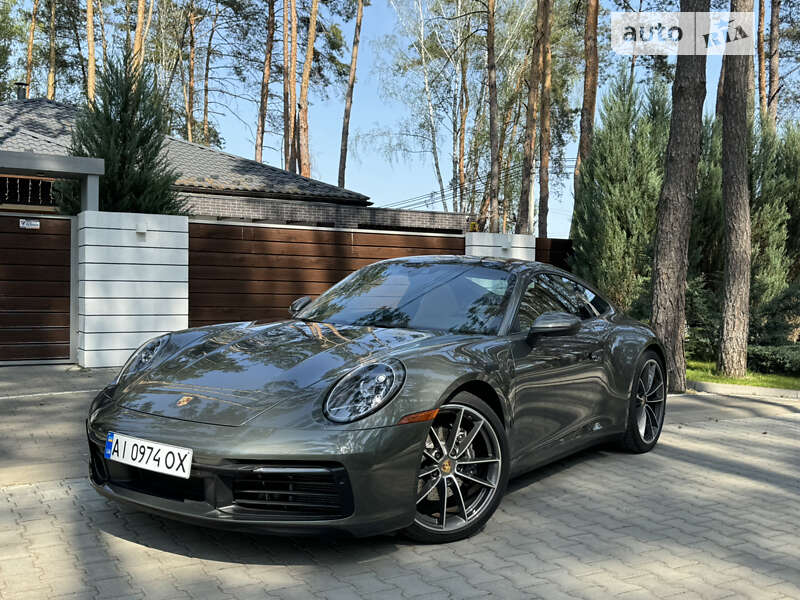 Porsche 911 (2020)