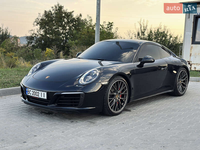 Porsche 911 (2016)
