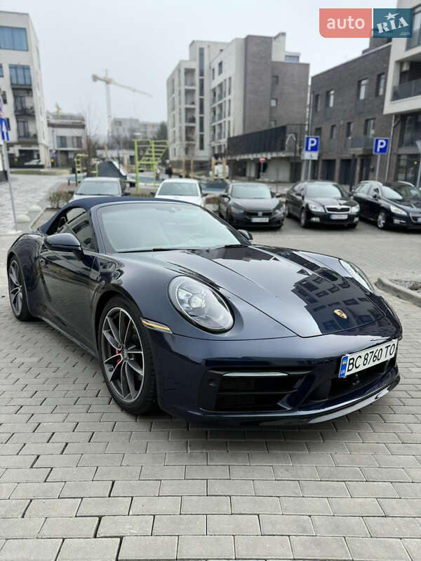 Porsche 911 (2020)