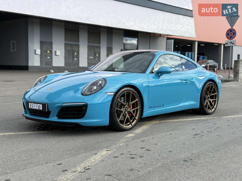 Porsche 911 (2016)