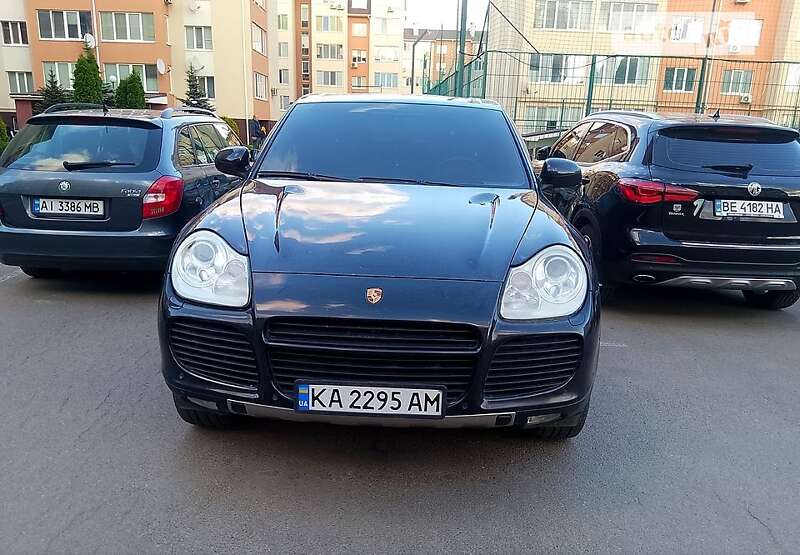 Porsche Cayenne (2003)