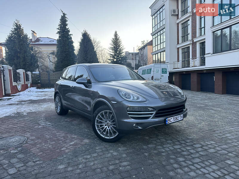 Porsche Cayenne (2014)