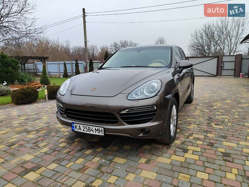 Porsche Cayenne (2012)