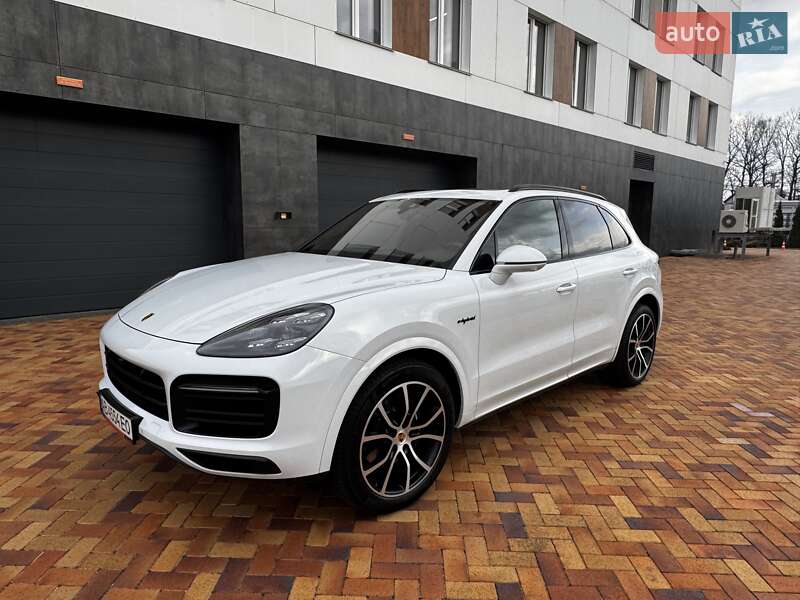 Porsche Cayenne (2019)