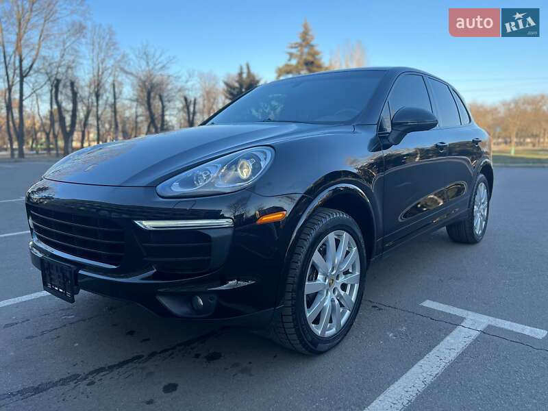 Porsche Cayenne (2017)