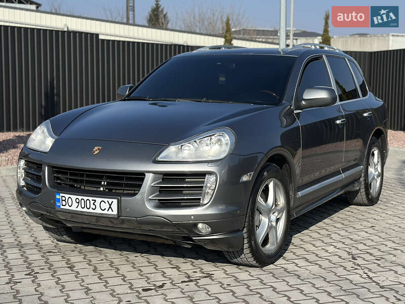 Porsche Cayenne (2007)