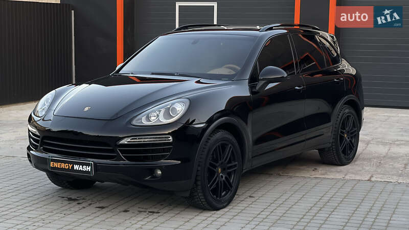 Porsche Cayenne (2012)