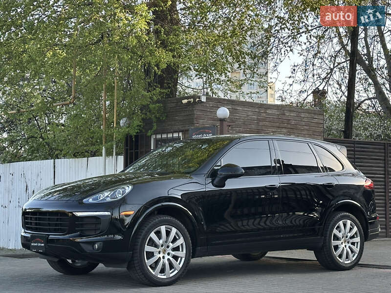 Porsche Cayenne (2017)