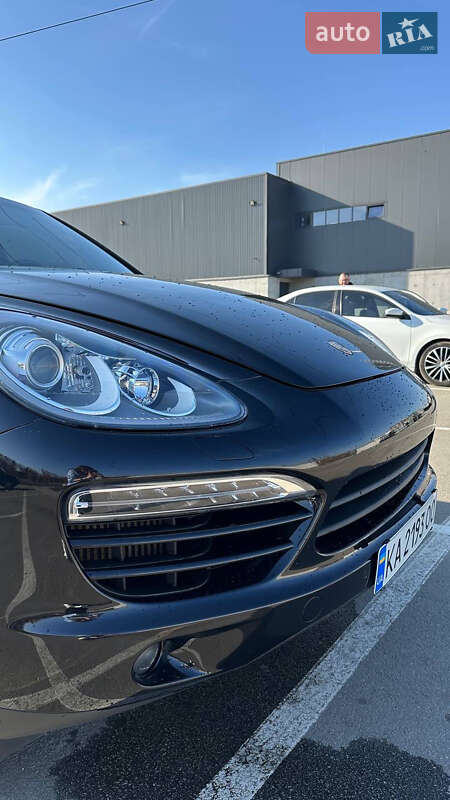 Porsche Cayenne (2012)