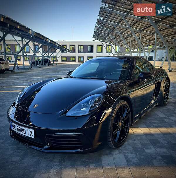 Porsche Cayman (2017)