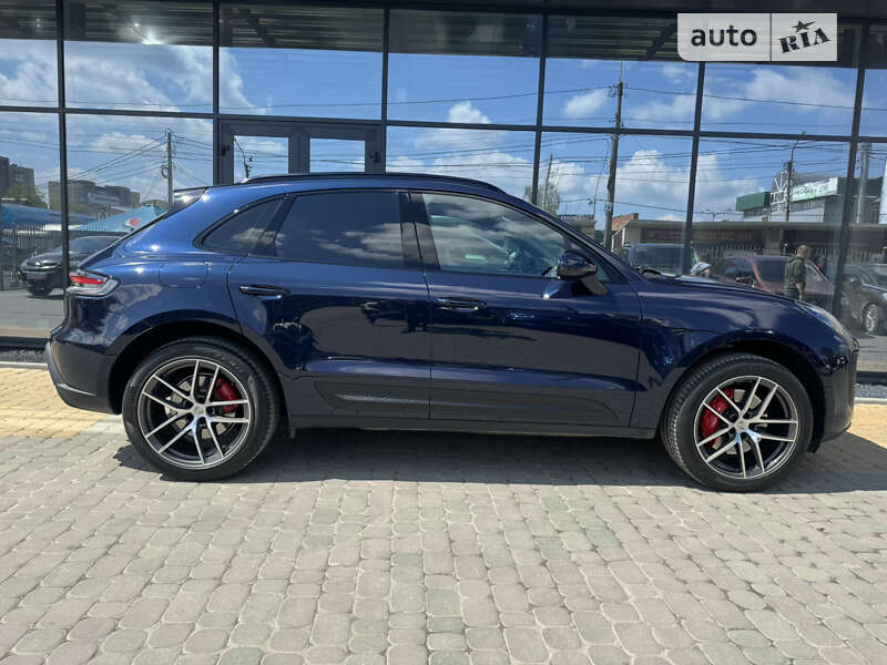 Porsche Macan (2022)