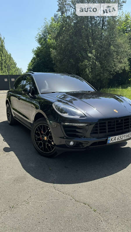 Porsche Macan (2017)