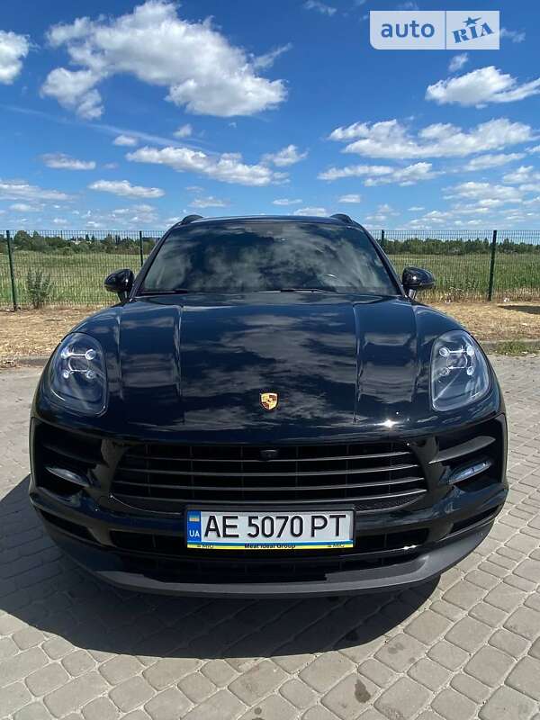 Porsche Macan (2019)