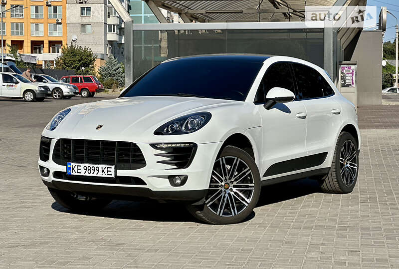 Porsche Macan (2014)