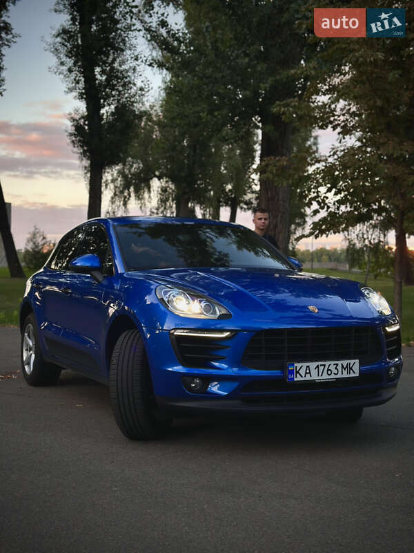 Porsche Macan (2018)