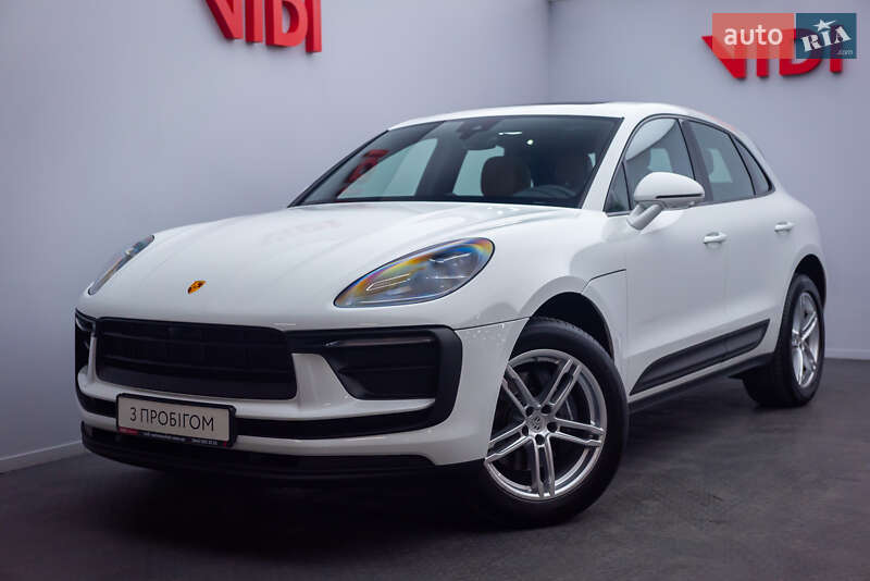 Porsche Macan (2022)