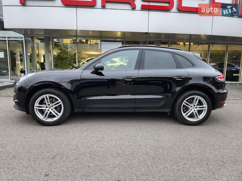 Porsche Macan (2019)