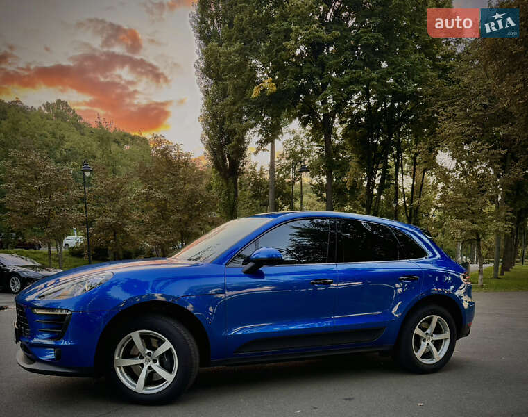 Porsche Macan (2018)
